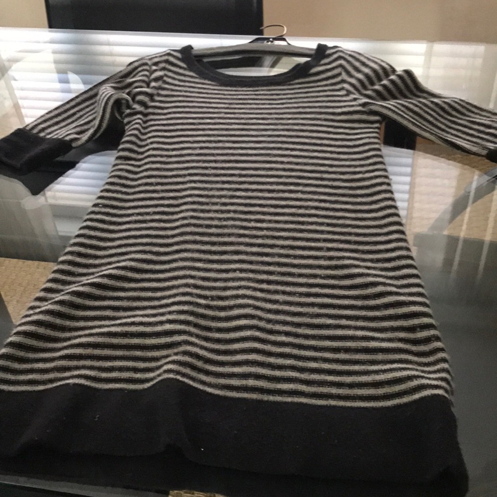Dress that is black and grey